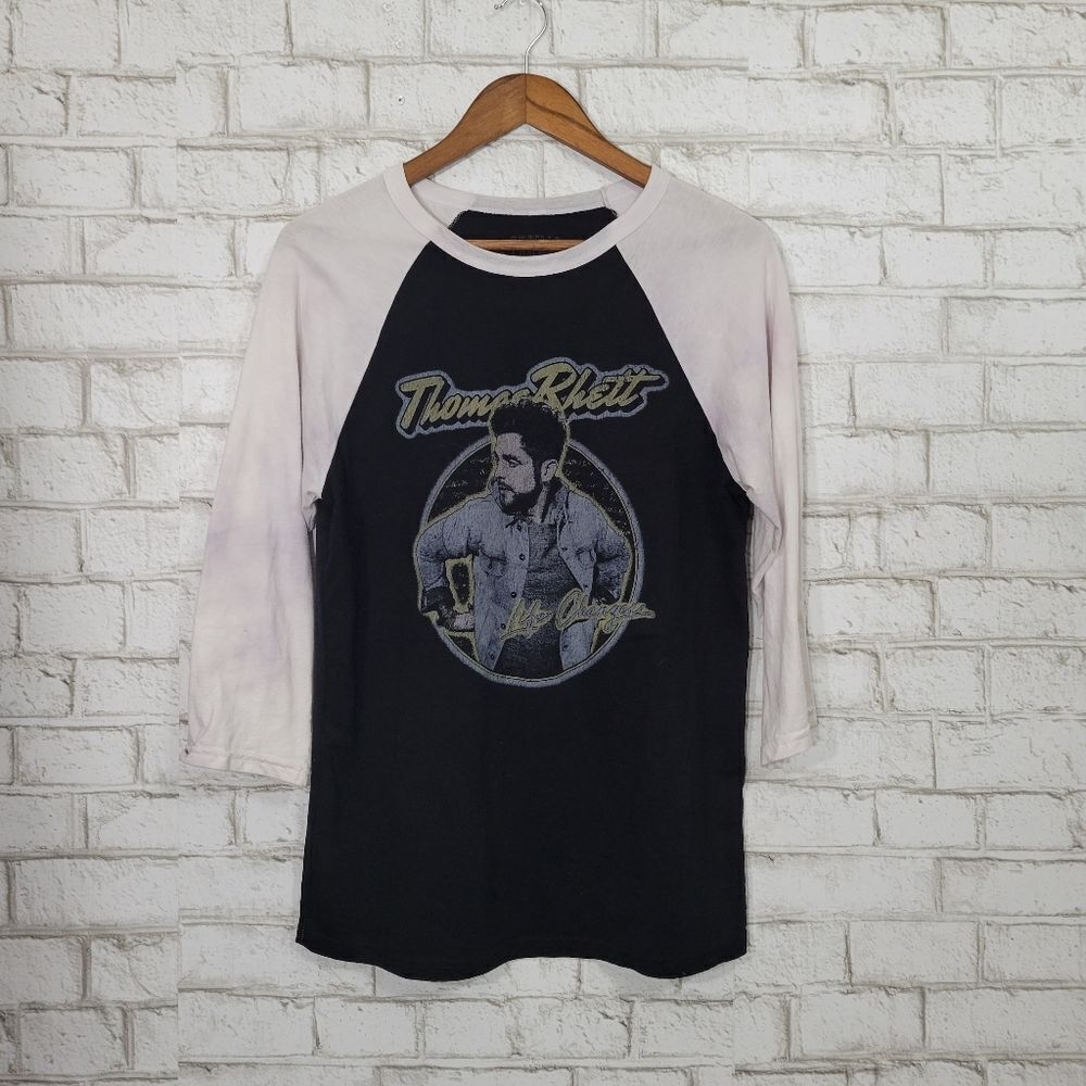 Thomas Rhett 2018 graphic top